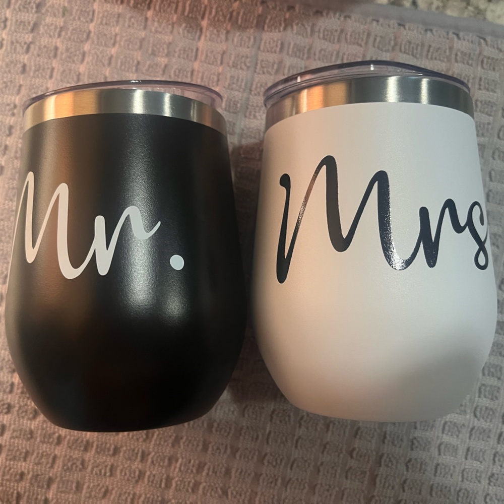 Black and White Insulated Wine Tumblers